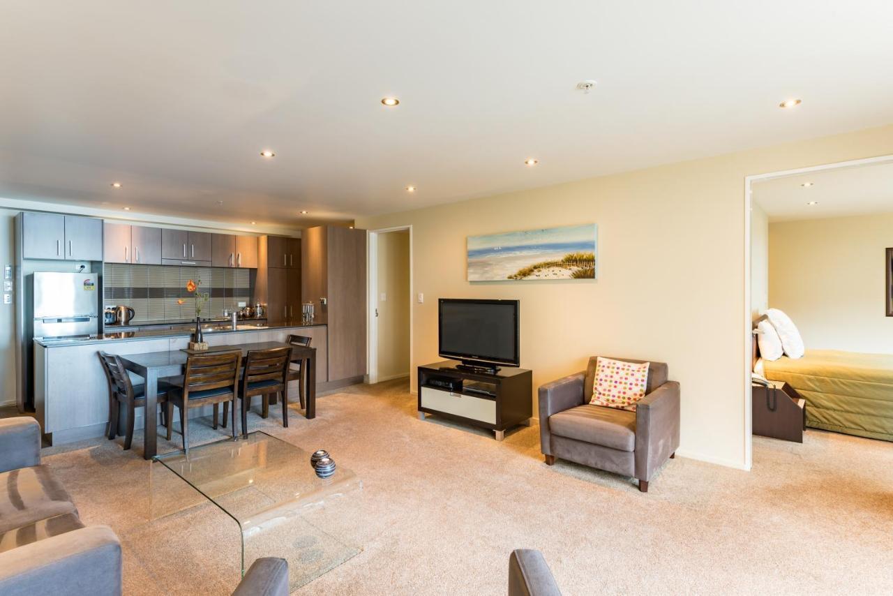 Edgewater Palms Apartments Пейхия Экстерьер фото